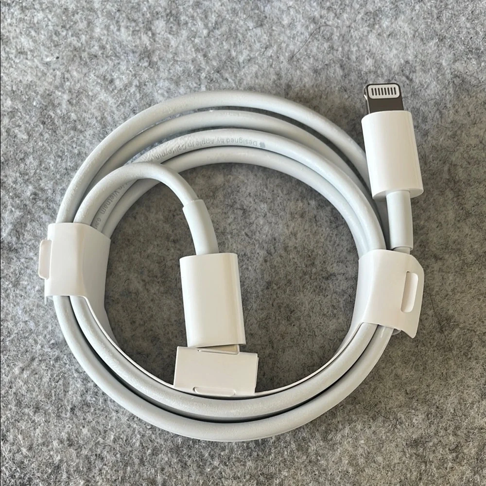 USB-C to Lightning Original Apple Charging and Data Cable